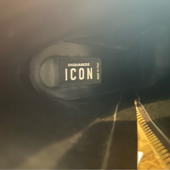 DSquared2 Gold brass knuckle boots - Picture 4 of 5